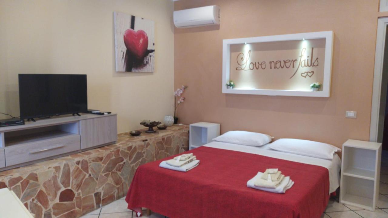 Sicily In Love 2 - Rooms & Breakfast Таорміна Екстер'єр фото