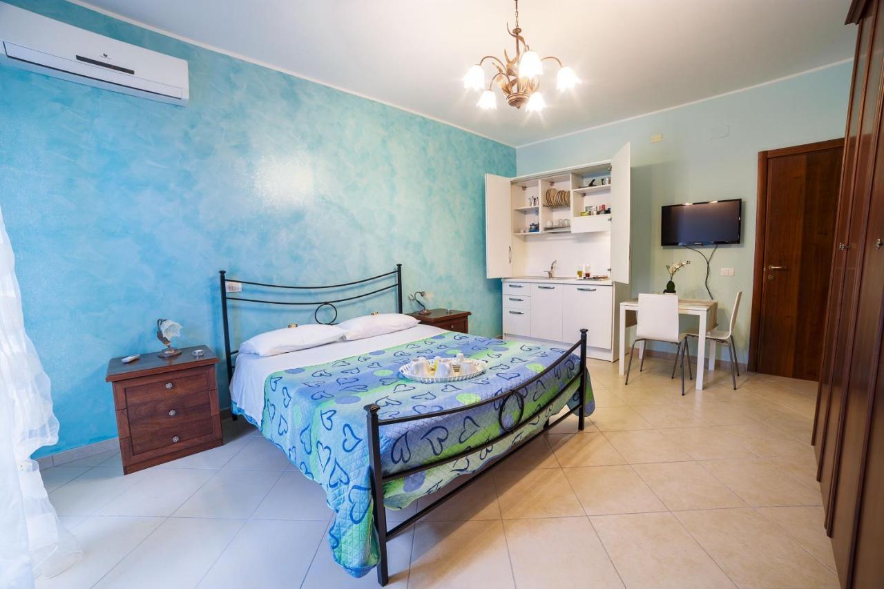 Sicily In Love 2 - Rooms & Breakfast Таорміна Екстер'єр фото