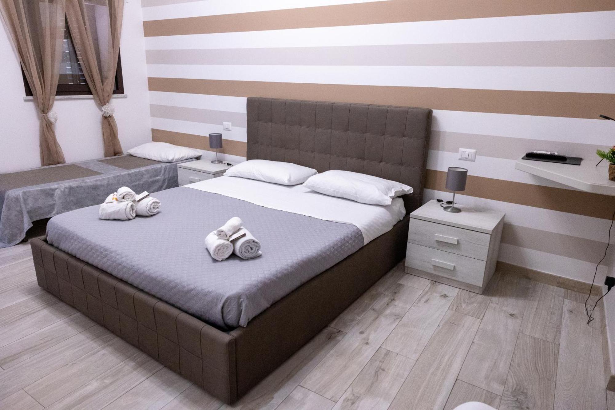Sicily In Love 2 - Rooms & Breakfast Таорміна Екстер'єр фото
