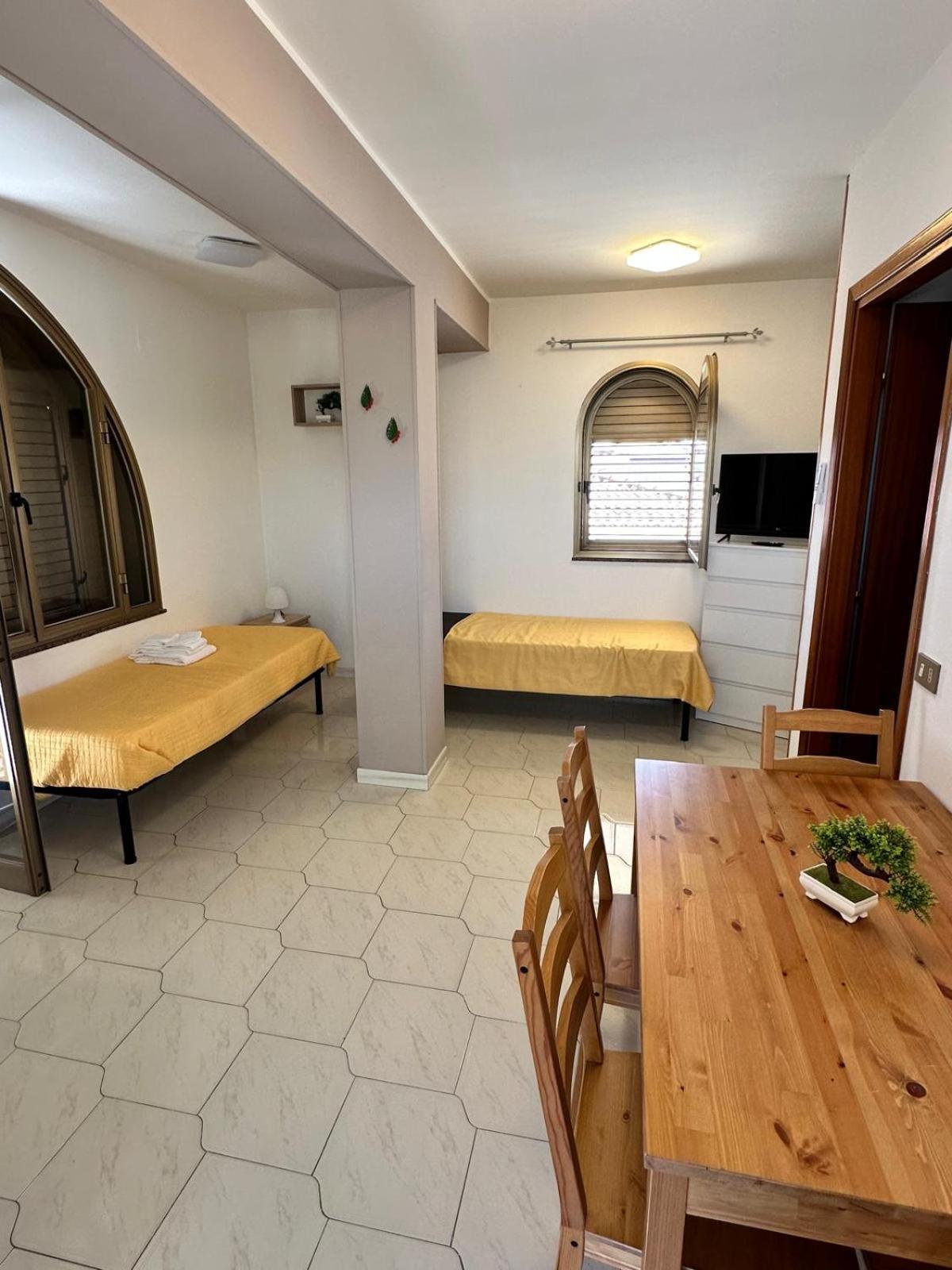 Sicily In Love 2 - Rooms & Breakfast Таорміна Екстер'єр фото